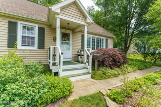 868 8th Ave, Troy, NY 12182