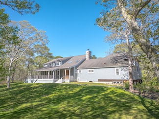 63 Bayes Hill Rd, Oak Bluffs, MA 02557