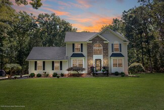 20 Kevin Dale Place, Jackson, NJ 08527