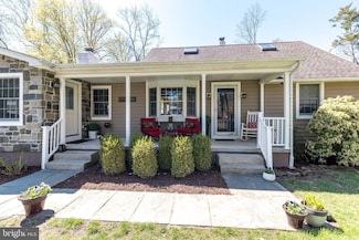 10 Butterfoss Ave, Titusville, NJ 08560