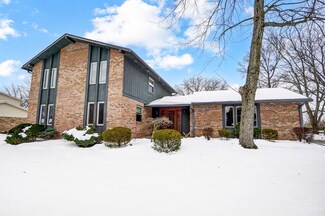 7956 Woodview Ct, Maineville, OH 45039