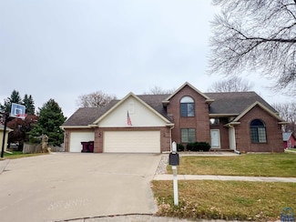 552 Joy Ct, South Sioux City, NE 68776