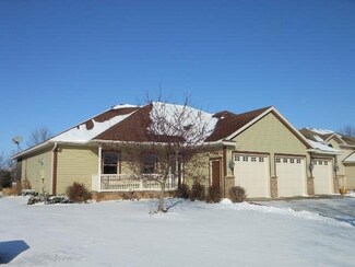 105 River Oaks Dr, Cold Spring, MN 56320