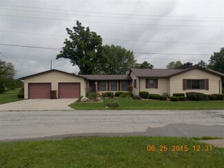 1122 S Ijams St, Garrett, IN 46738