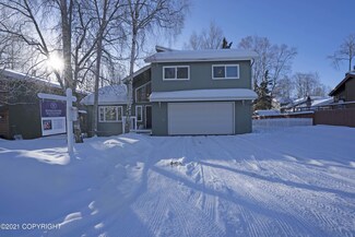 520 Clipper Ship Ct, Anchorage, AK 99515