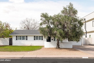 6522 E 2nd St, Scottsdale, AZ 85251