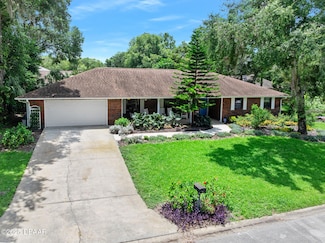 1 River Bluff Ct, Ormond Beach, FL 32174