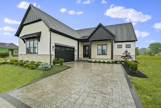 7149 Overlook Dr, Dublin, OH 43017