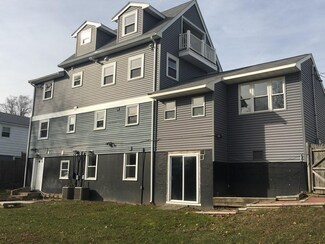 45 Brunswick St, Quincy, MA 02171