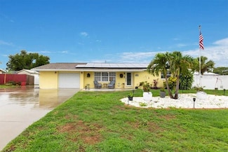 212 66th Avenue Dr W, Bradenton, FL 34207