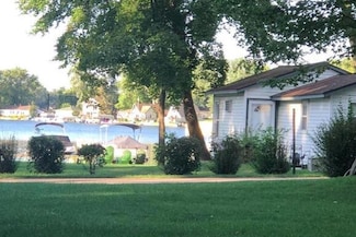 67404 Victory Shore Dr Unit 6, Dowagiac, MI 49047