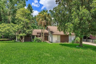 817 Hickory Knoll Ct, Apopka, FL 32712