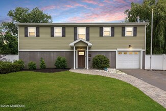 381 Campbell Ave, Belford, NJ 07718