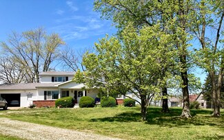 4927 S 29th Rd, Aldrich, MO 65601