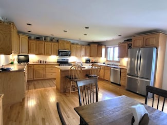 E4913 Jones Rd, Spring Green, WI 53588