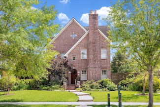 1755 Kipling St, Houston, TX 77098