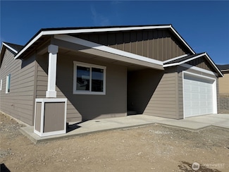 2321 Noah St SE, East Wenatchee, WA 98802