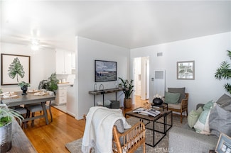 734 Linden Ave Unit 11, Long Beach, CA 90813