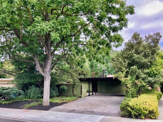 3792 Redwood Cir, Palo Alto, CA 94306