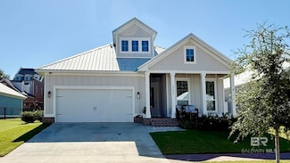 2526 Bienville Ave, Gulf Shores, AL 36542
