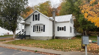 47 Ausable St, Keeseville, NY 12944