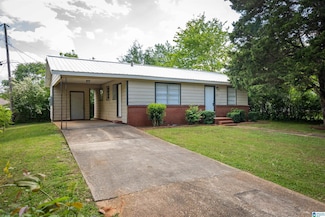 523 Brentwood St, Sylacauga, AL 35150