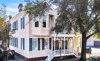 32 Habersham St, Savannah, GA 31401