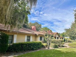 1311 Lake Shore Dr, Orlando, FL 32803