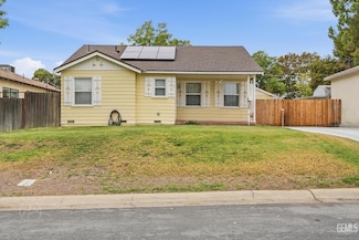 2516 Lomita Verde Dr, Bakersfield, CA 93305