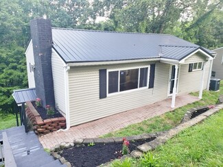 2313 Bench Rd, Charleston, WV 25311