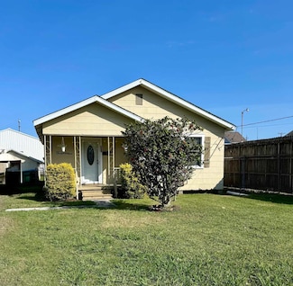 512 8th St, Morgan City, LA 70380