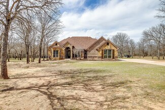 318 Sugartree Cir, Lipan, TX 76462