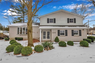 570 Morgan Dr, Lewiston, NY 14092