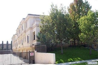 11510 215th St Unit 3, Lakewood, CA 90715