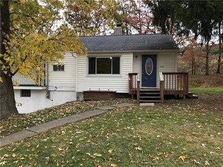 2392 Lovi Rd, Freedom, PA 15042