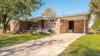 535 E Rock Ave, McAlester, OK 74501