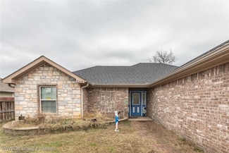 3004 N 26th St, Fort Smith, AR 72904