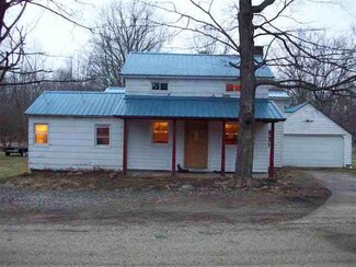 2145 E 420 N, Howe, IN 46746