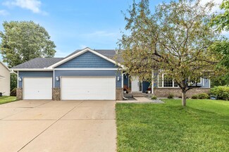 9707 Evergreen Ave N, Brooklyn Park, MN 55443