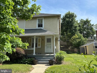 132 Plant Ave, Wayne, PA 19087