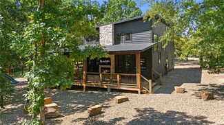 37 Treeline Ct, Broken Bow, OK 74728