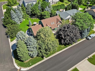 1114 Silent Sunday Ct, Racine, WI 53402