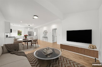 174 Pleasant Ave, Bergenfield, NJ 07621