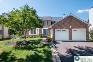 1713 Dell St, Allentown, PA 18103