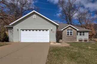 2243 Jingle Ct, Eau Claire, WI 54703