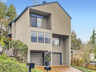 6205 SW 33rd Place, Portland, OR 97239