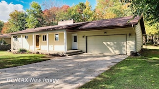 5885 McGrandy Rd, Bridgeport, MI 48722