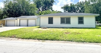 3101 Babin Dr, Texas City, TX 77590