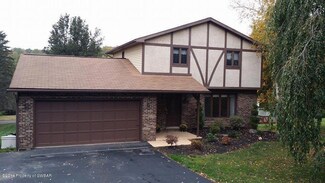 610 Park Ave, Shavertown, PA 18708