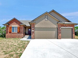 3020 E Fairchild Ct, Park City, KS 67219